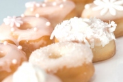 Lucky Donuts, 140 SW 152nd St, Burien, WA, 98166 - Image 1 of 1