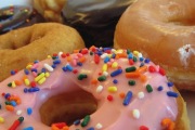 Bakers Dozen Donuts, Akron