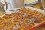 Auntie Anne's Pretzels, Jersey Gardens Mall, Elizabeth, NJ, 07201 - Image 1 of 1