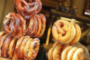 Auntie Anne's Soft Pretzels, York