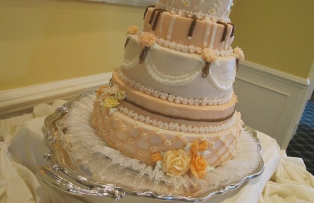 Barnetts Jackie Personalized Wedding  Cakes  Oregon City 